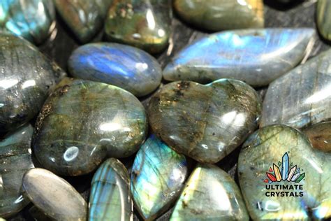 Unveiling the Symbolism of Labradorite