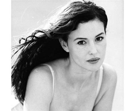 Unveiling the Timeless Beauty of Monica Bellucci: An Icon of Grace and Sophistication