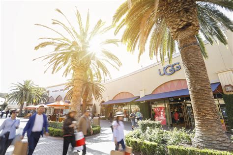 Unveiling the Ultimate Guide to UGG Australia Outlet Citadel: Footwear Heaven for Comfort and Style