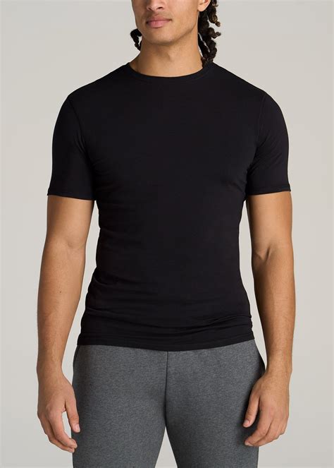 Unveiling the Versatility of the Slim Fit Black T-Shirt