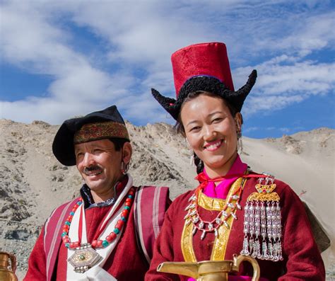 Unveiling the Warmth and Beauty of Ladakh Clothing: Embrace Tradition, Experience Comfort