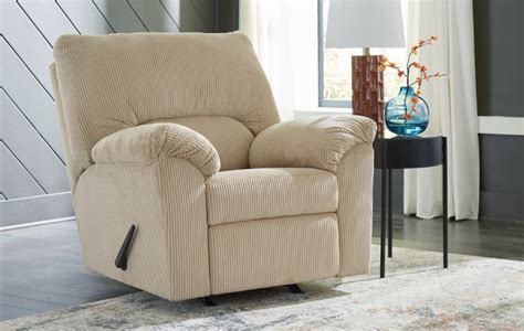 Unwind in Plush Comfort: DreamLounger Recliners