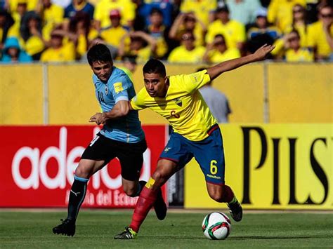 Uruguay vs Ecuador: Una batalla futbolística por la gloria