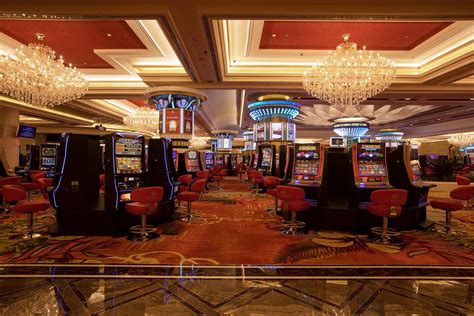 Vốn Đầu Tư Casino Việt Nam: Cánh Cửa Vào Thế Giới Trò Chơi Rực Rỡ