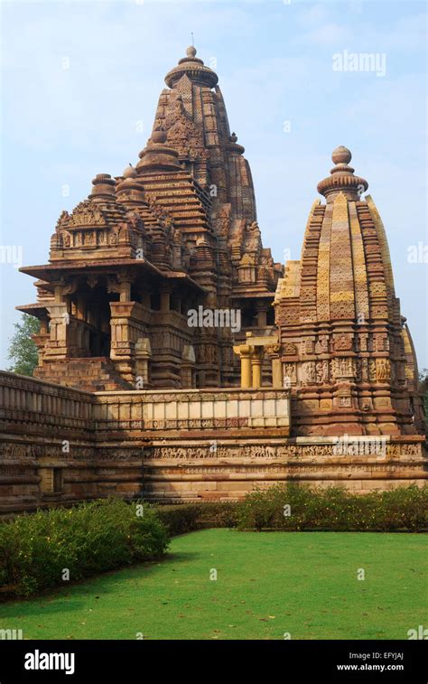 Vaikunthanatha or Lakshmana Temple at Khajuraho Kindle Editon