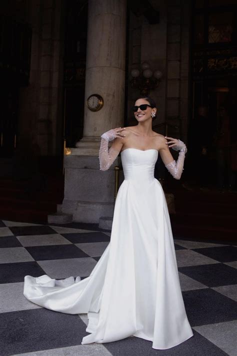 Valentina's Bridal and Formal Wear: