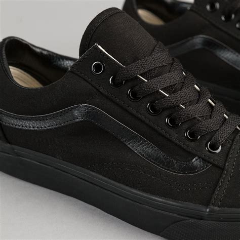 Vans Old Skool in black