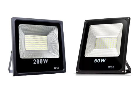 Vantagens dos Refletores LED 100W em Relação às Lâmpadas Tradicionais