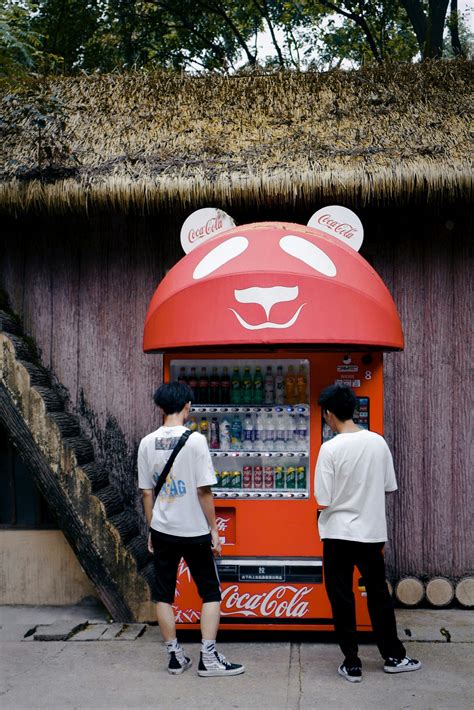 Vending Machine Singapore: 50 Extraordinary Facts & Mind-Boggling Stats