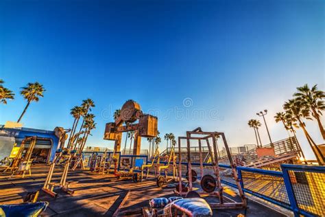 Venice Beach Muscle Beach: A Historical and Cultural Landmark