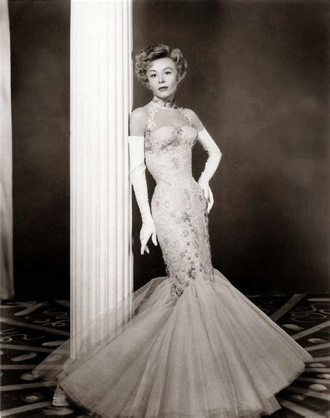 Vera Ellen's Waspish Waist: A Tantalizing 18 Inches!