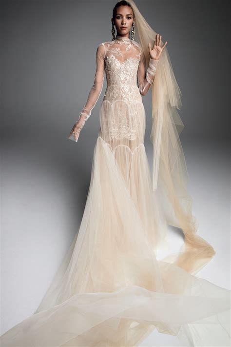 Vera Wang Bridal Dress Cost: Unveiling the Extravagance