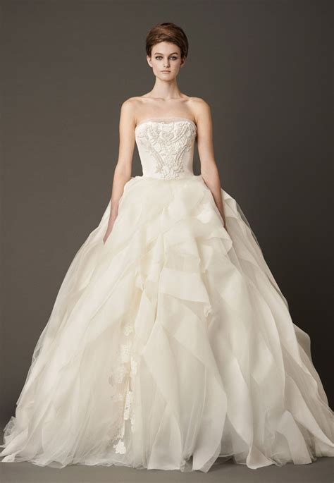 Vera Wang Wedding Dress Prices: A Surprisingly Affordable Guide