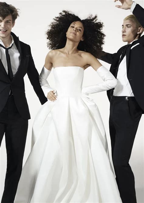 Vera Wang Wedding Dresses: A Journey Through Bridal Elegance