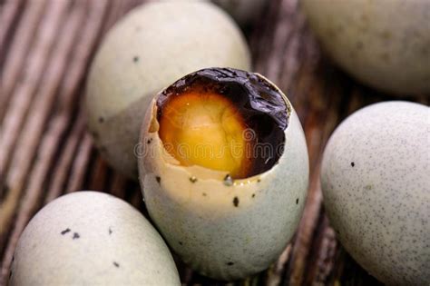 Verdant Eggs: A Culinary Delicacy with Endless Possibilities