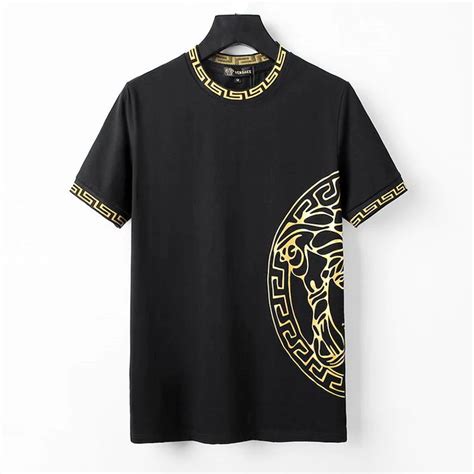 Versace Black T-Shirt: A Timeless Wardrobe Staple