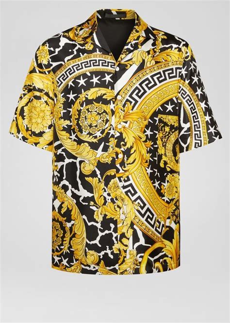 Versace Short Sleeve Shirt: A Luxurious Statement for Every Occasion