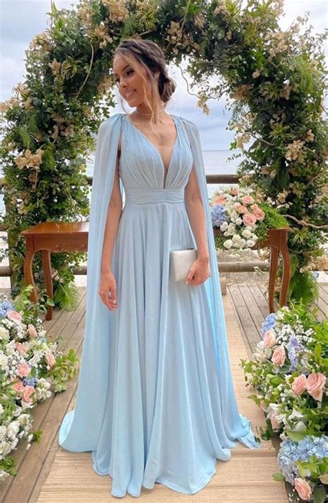 Vestido Madrinha Azul Serenity: Conforto e Elegância para Momentos Inesquecíveis