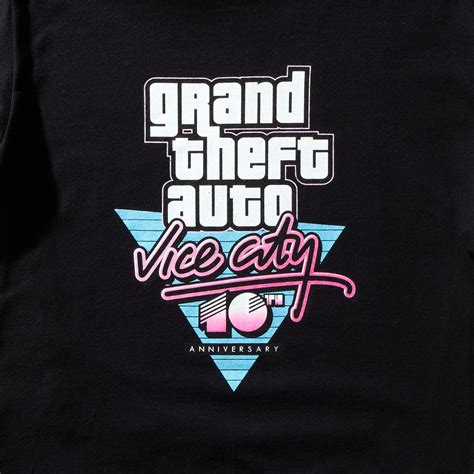 Vice City Shirt: A Style Icon of the '80s and Beyond