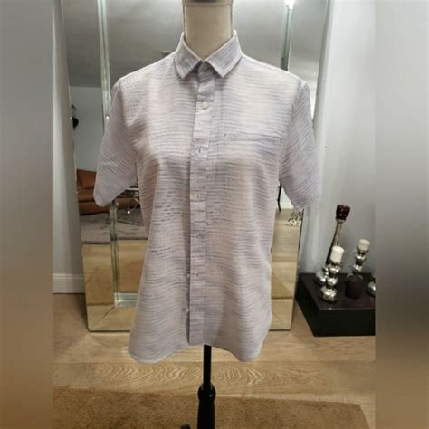 Vince Camuto Shirt: The Epitome of Style and Sophistication