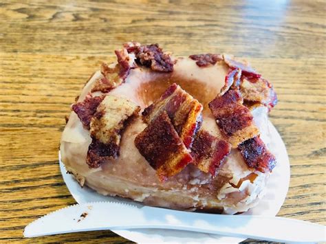 Vincent van Doughnut: A Sweet Treat in Clayton, MO