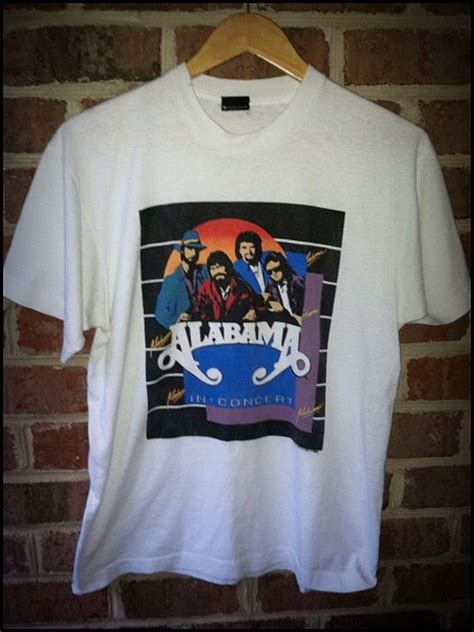 Vintage Alabama Band Shirt: A Timeless Wardrobe Staple