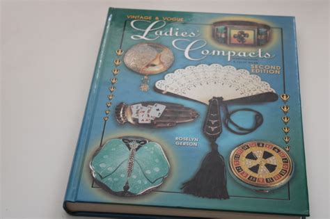 Vintage Compact Colouring Book Reader