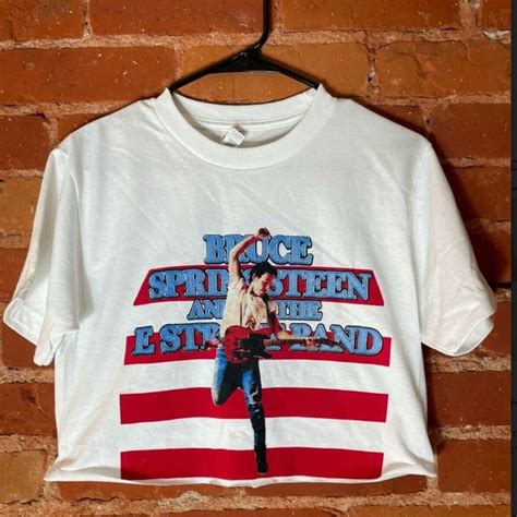 Vintage Springsteen T-Shirts: A Timeless Tribute to the Rock Icon