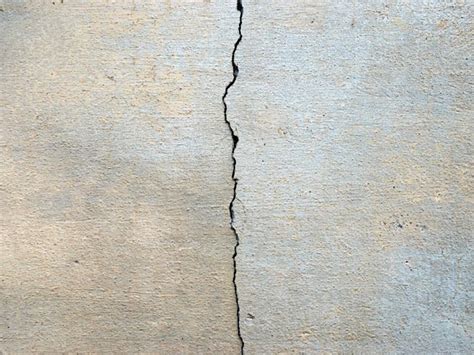 Visible cracks or splits: