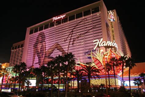 Viva a Fama no Flamingo Las Vegas Hotel & Casino: Um Oasis de Luxo e Entretenimento