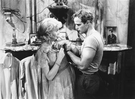 Vivien Leigh's Streetcar Named Desire: A Masterful Performance that Transcended Time