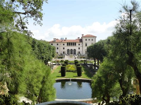 Vizcaya Museum & Gardens Wedding: A Timeless Extravaganza