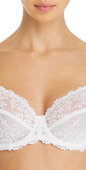 Wacoal's Embrace Lace Front-Close Underwire Bra: The Ultimate Guide to Comfort and Convenience