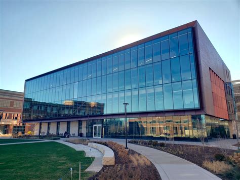 Wagner Building PSU: Engineering Innovation at the Heart of Portland State University