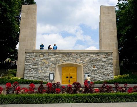 War Memorial Chapel: