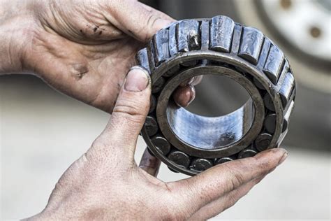 Warning Signs of Wheel Bearing Failure