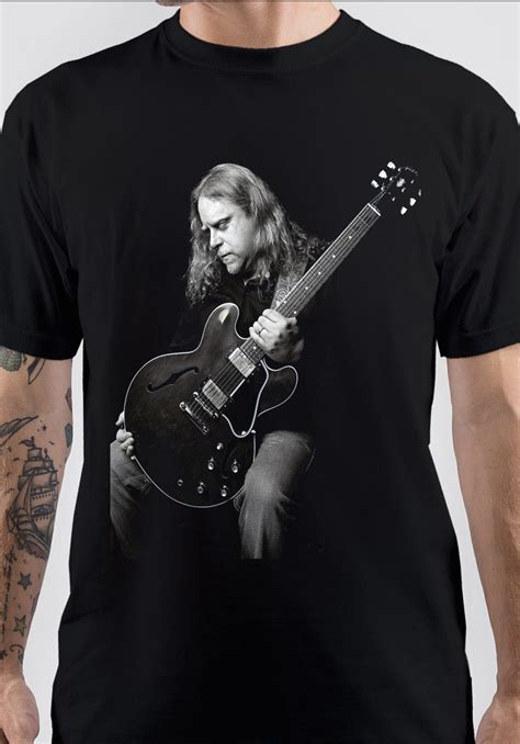 Warren Haynes T-Shirts: A Timeless Style for Guitar Enthusiasts