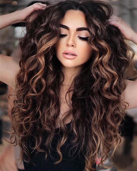 Wavy Brown Hair: 50 Most Stunning Styles for 2023