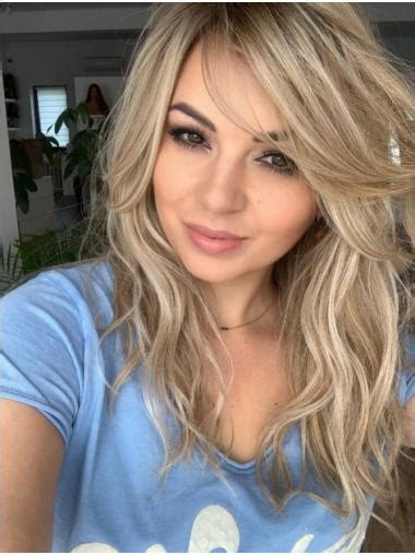 Wavy Capless Blonde Synthetic Flexibility Long Wigs