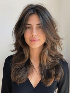 Wavy Medium Length Hair: The Epitome of Versatility and Effortless Style