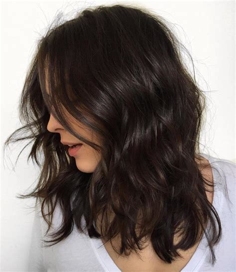 Wavy Medium Long Hair: A Guide to Effortless Glamour and Style