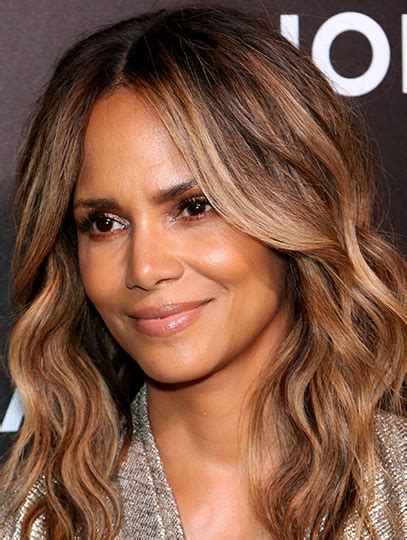 Wavy Ombre/2 Tone Lace Front Long Without Bangs Halle Berry Wigs: Defining Your Style in 2025