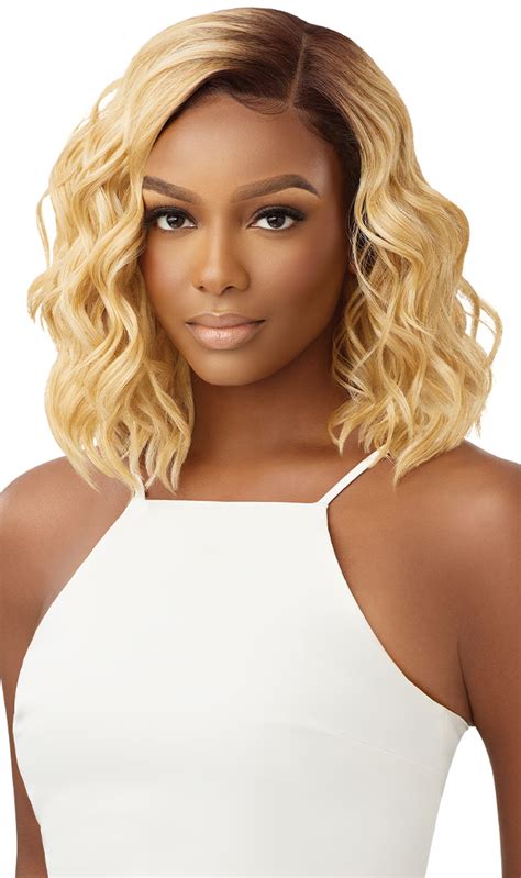 Wavy Synthetic Wig Nyla within 5mi: Elevate Your Style with Ease