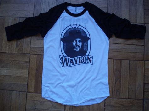 Waylon T-Shirt: A Timeless Fashion Statement