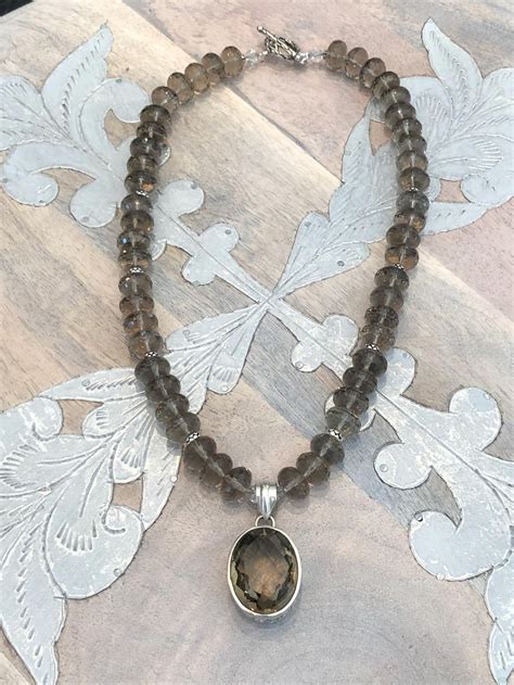 Wear smoky quartz jewelry: