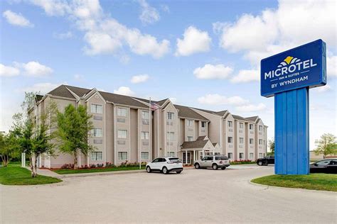 Welcome to Microtel Inn & Suites by Wyndham Uncasville, Your Gateway to Excitement at Connecticut's Mohegan Sun