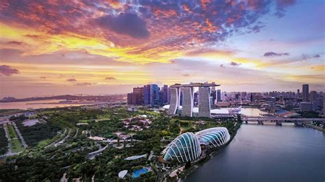 Welcome to Singapore: A Business Traveler's Guide