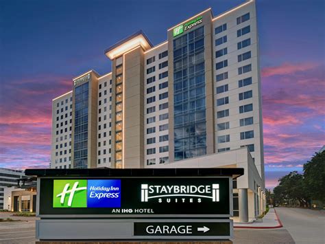 Welcome to the Holiday Inn Express Houston - Galleria Area, an IHG Hotel