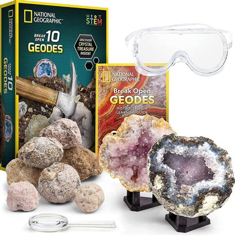 Welcome to the World of Geodes and Crystals: Uncover the Treasures Within