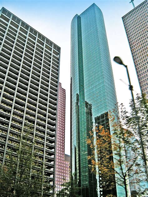 Wells Fargo Plaza Houston: A Towering Tribute to Modern Urbanism